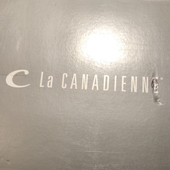 La Canadienne  🎉host pick🎉Laila shearling boots - Picture 11 of 13